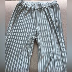 Rachel Zoe Metallic Silver Blue Pleated Pants